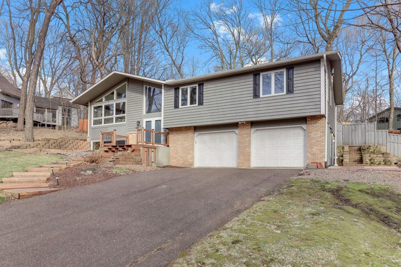 4209 Kemrich Cir, Minnetonka, MN 55345