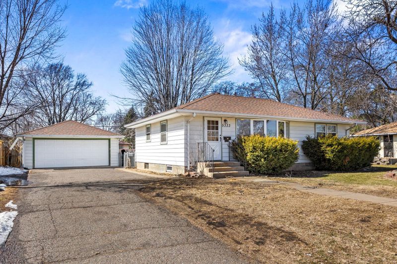 5333 James Ave N, Brooklyn Center, MN 55430