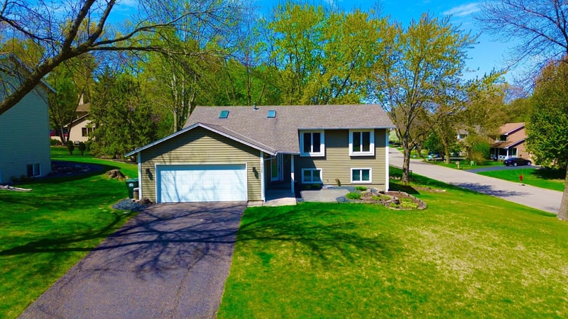 17325 Halifax Pa, Lakeville, MN 55044