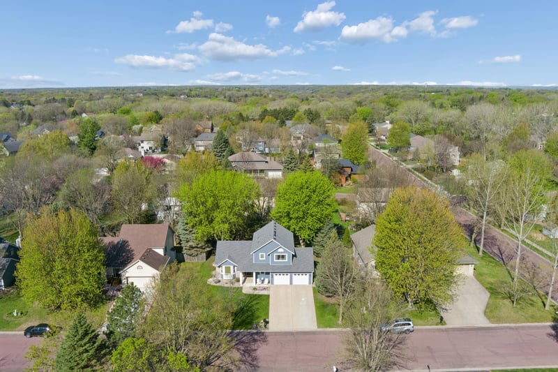 313 Chancery Ln, Mankato, MN 56001