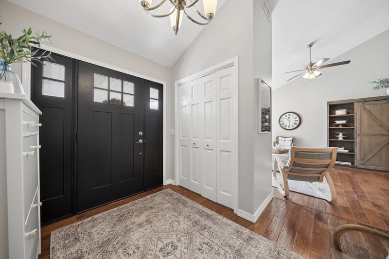 313 Chancery Ln, Mankato, MN 56001