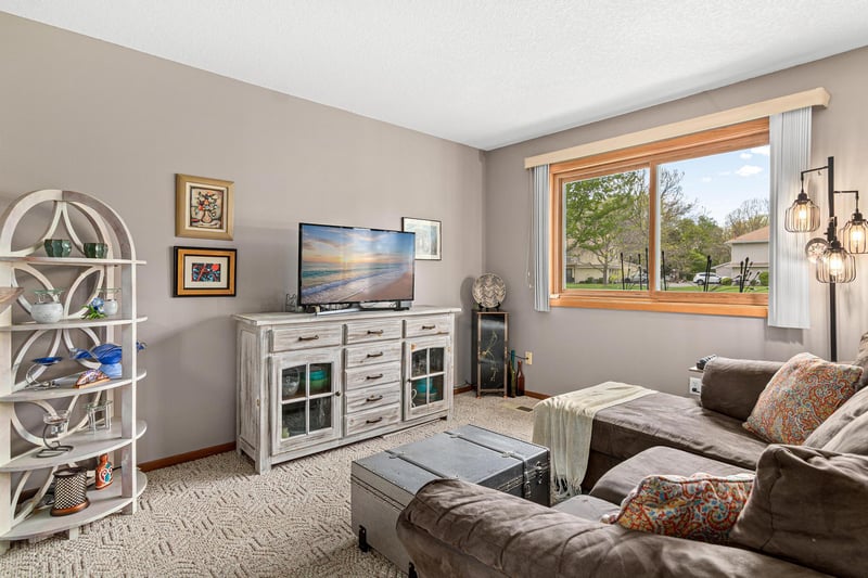 2508 Brookdale Ln, Brooklyn Park, MN 55444