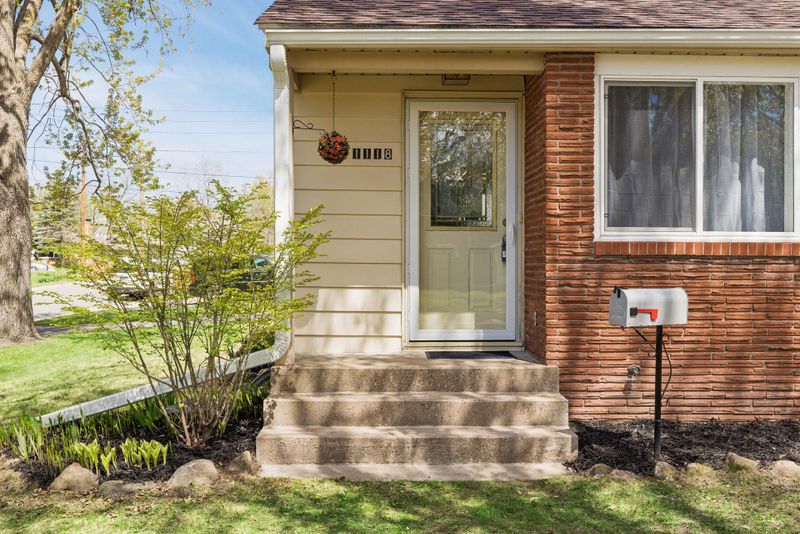 1118 Oak St W, Stillwater, MN 55082