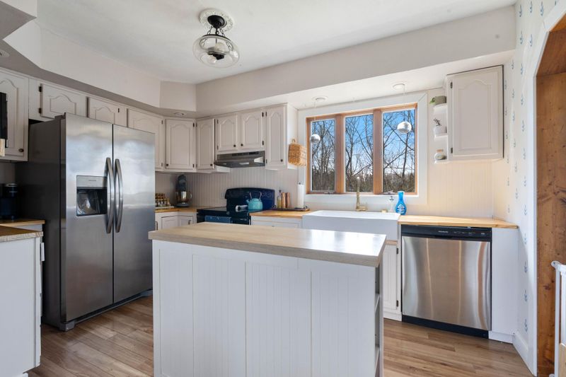 5447 S Hoffmockel Rd, Superior, WI 54880