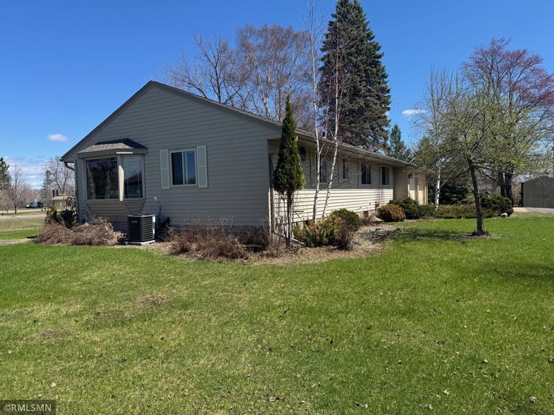 309 E Highway 210, Mcgregor, MN 55760