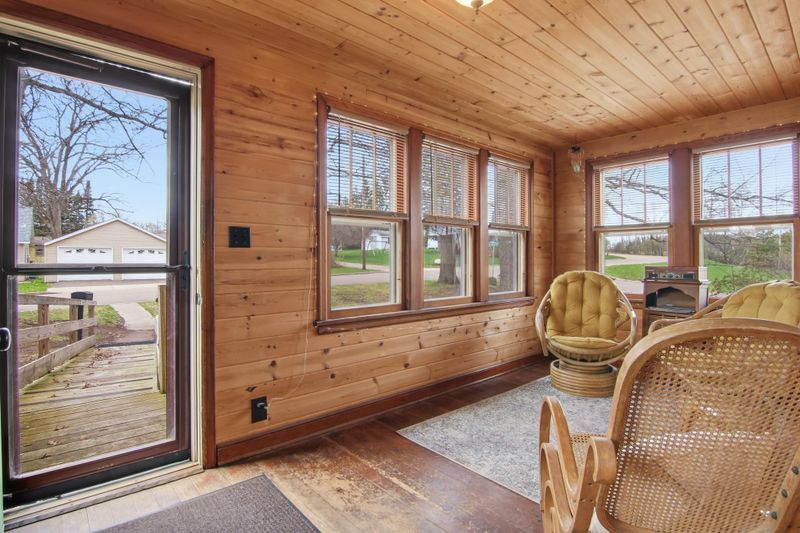 908 Franklin St, Spooner, WI 54801
