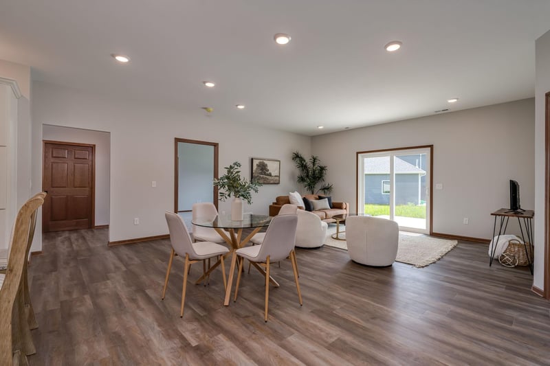 148 Hidden Oaks Cir, Mankato, MN 56001