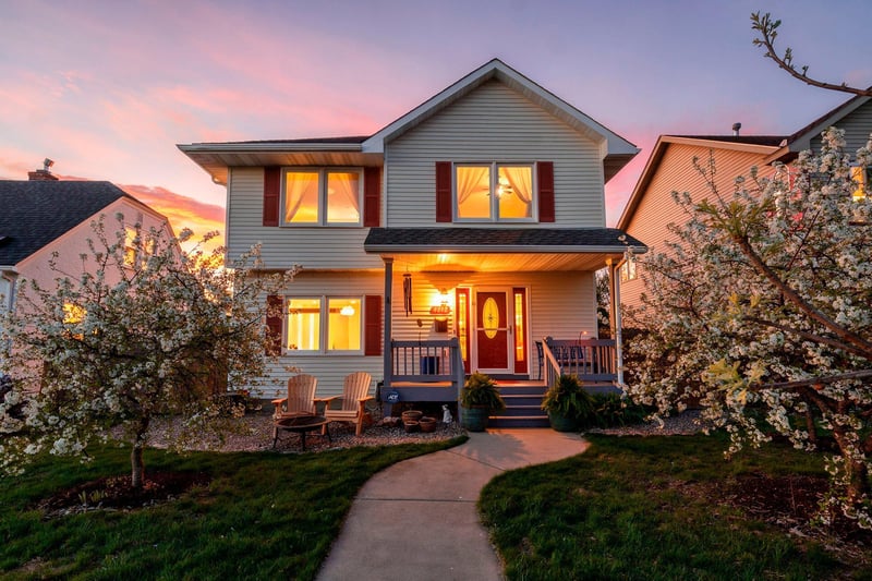 4042 Vincent Ave N, Minneapolis, MN 55412