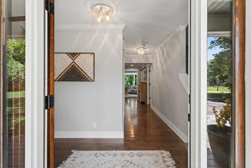 8955 Quinn Rd, Chanhassen, MN 55317