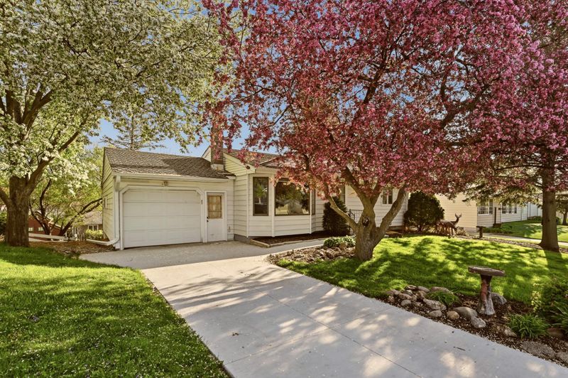 3821 4th Pl NW, Rochester, MN 55901