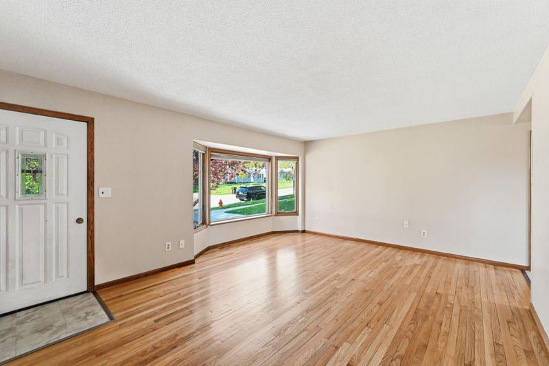 3821 4th Pl NW, Rochester, MN 55901