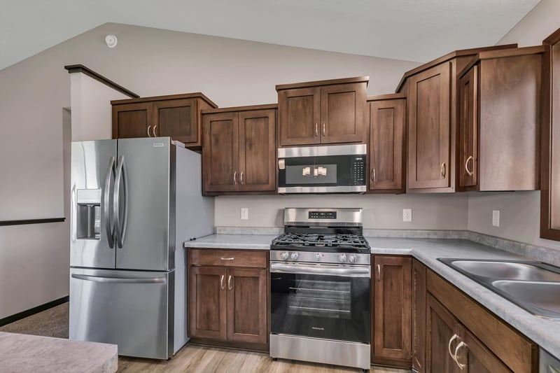 8245 Natures Edge Rd, Clear Lake, MN 55319