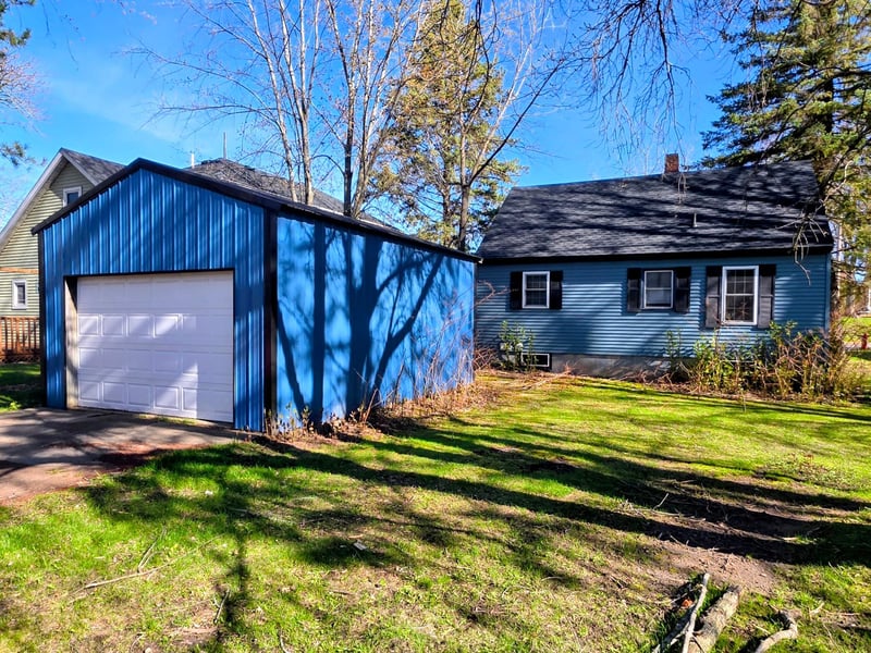 1145 Water St, Cumberland, WI 54829