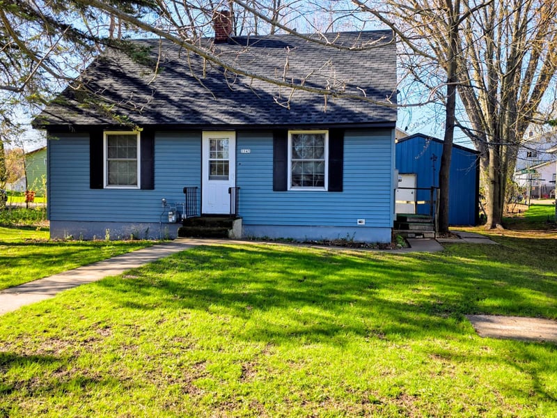 1145 Water St, Cumberland, WI 54829
