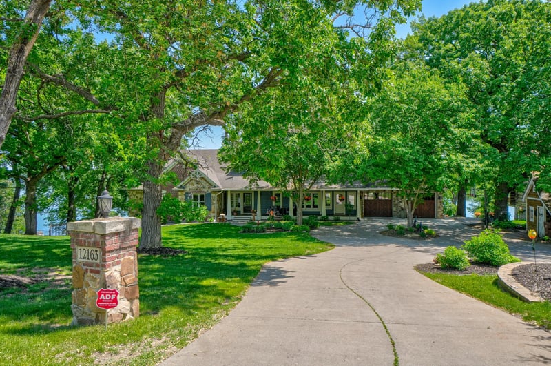 12163 Otchipwe Ave N, Stillwater, MN 55082