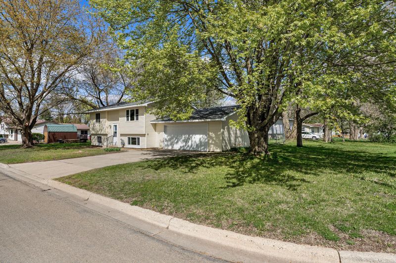 2333 4th Ave NW, Owatonna, MN 55060
