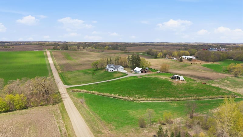 11798 5th St NW, Cokato, MN 55321