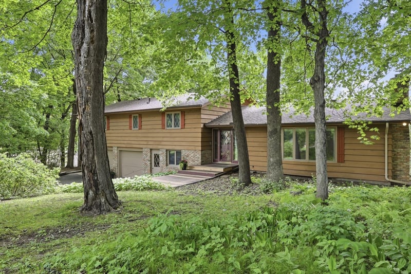 18415 14th Ave N, Plymouth, MN 55447