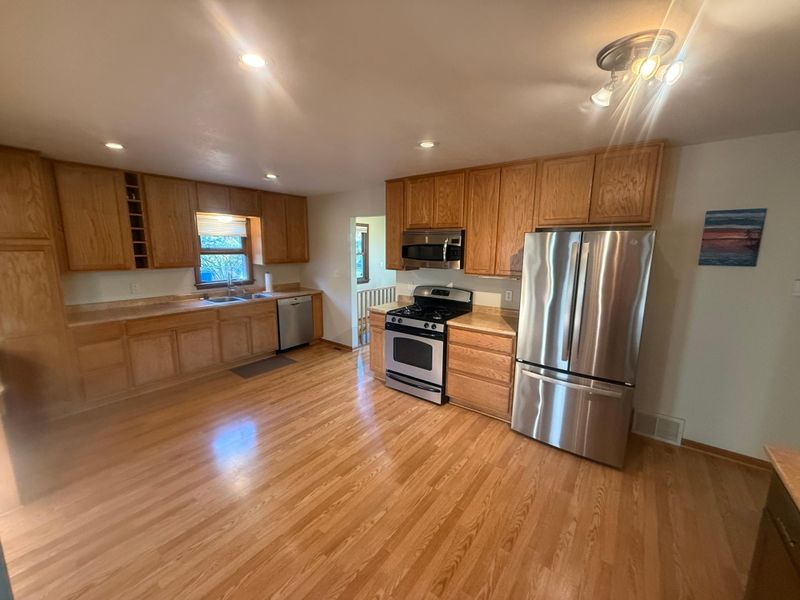 671 Marigold Ter NE, Fridley, MN 55432
