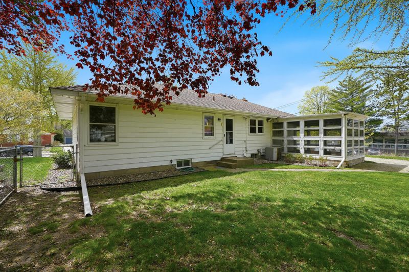 1633 Rome Ave, Saint Paul, MN 55116