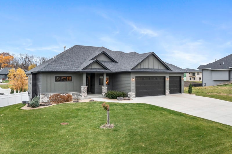 603 Eastland Ave SE, New Prague, MN 56071