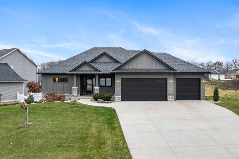 603 Eastland Ave SE, New Prague, MN 56071