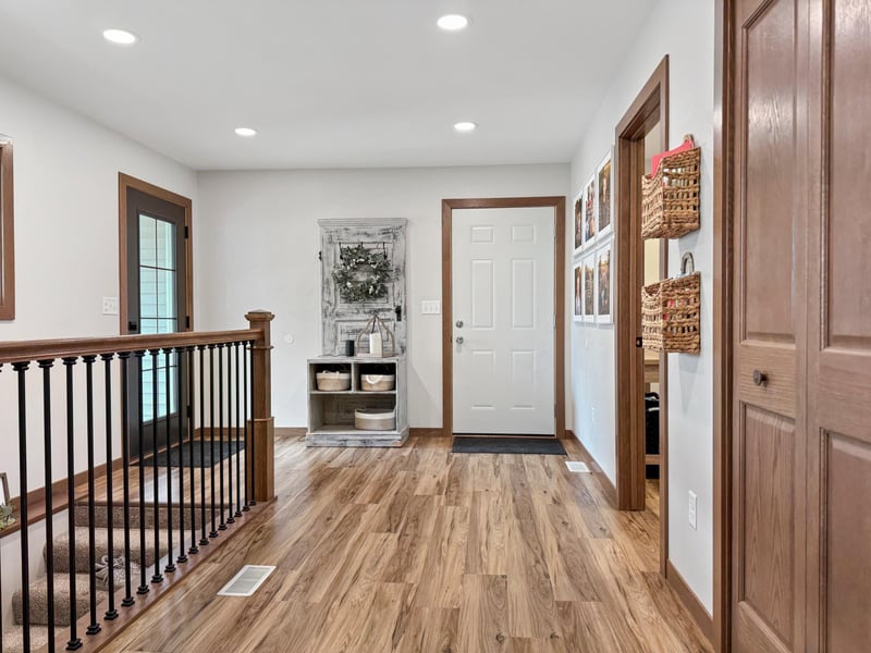 638 6th St, Westbrook, MN 56183