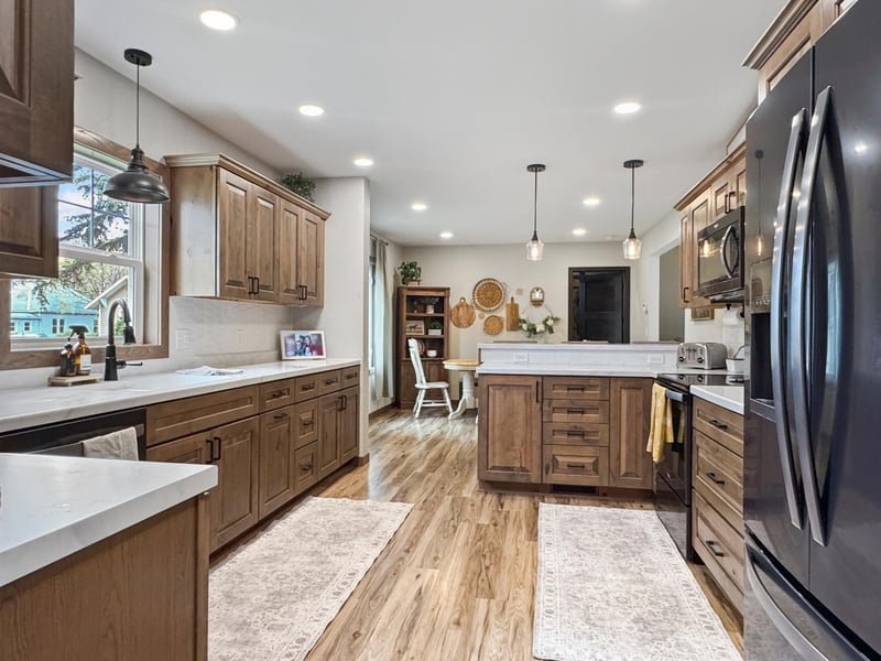 638 6th St, Westbrook, MN 56183