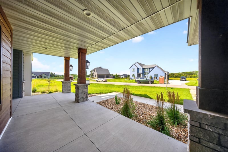 2762 Mayo Prairie Ln SW, Rochester, MN 55902