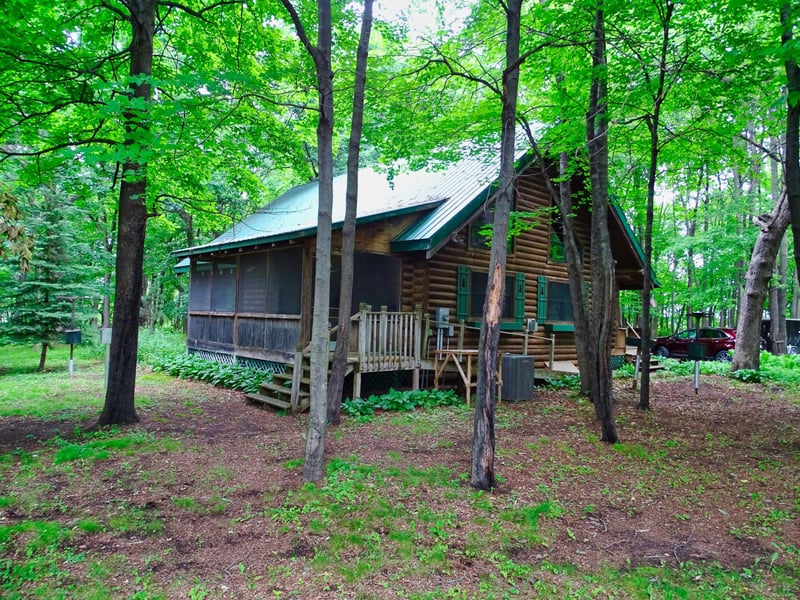 W7048 County Road D, Arkansaw, WI 54721