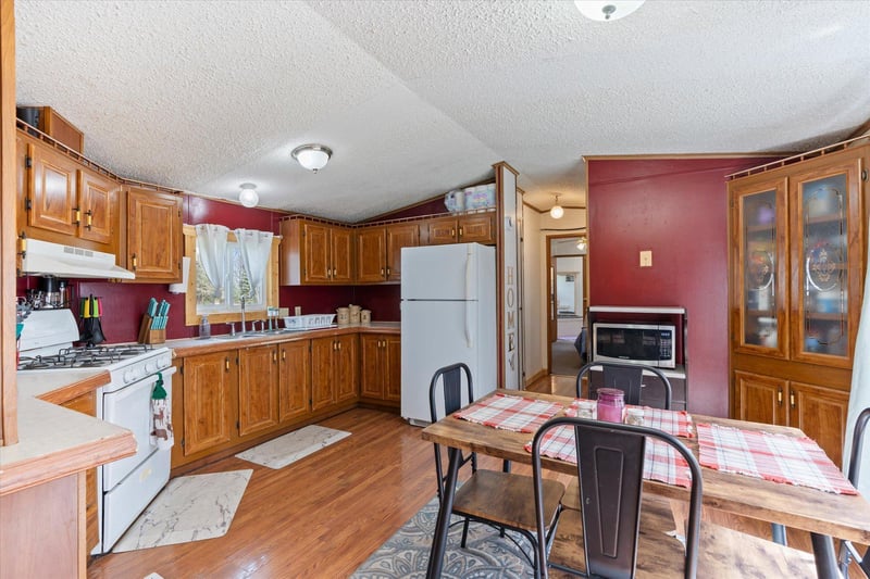 1685 Timber Ln, Cushing, MN 56443