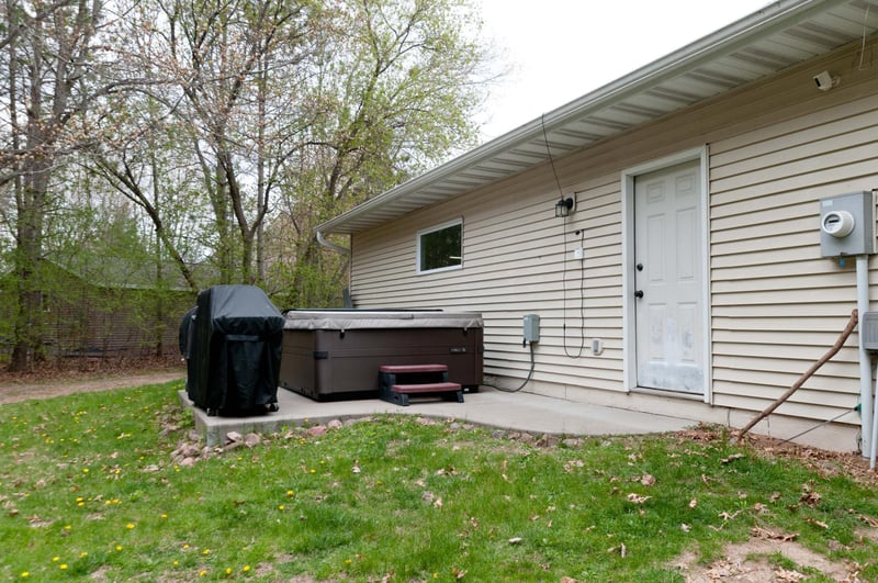 1307 W Center St, Chetek, WI 54728