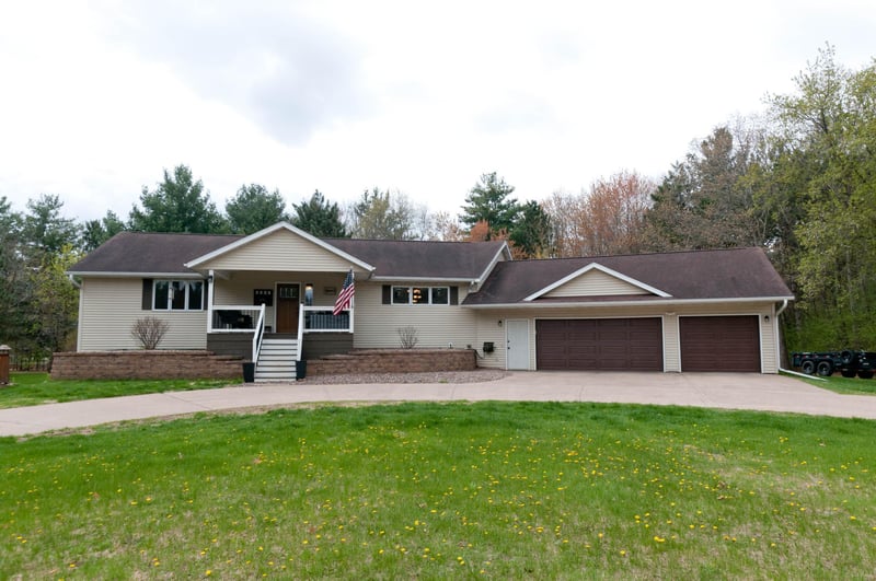 1307 W Center St, Chetek, WI 54728