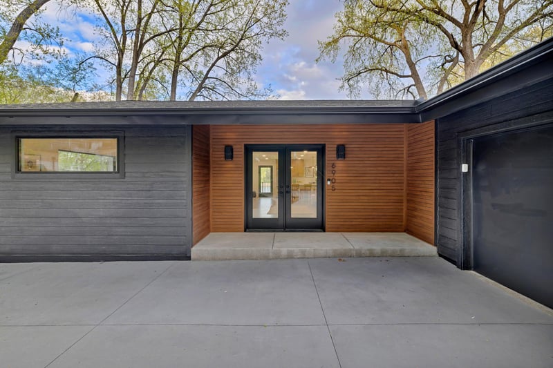 6905 Dakota Trl, Edina, MN 55439