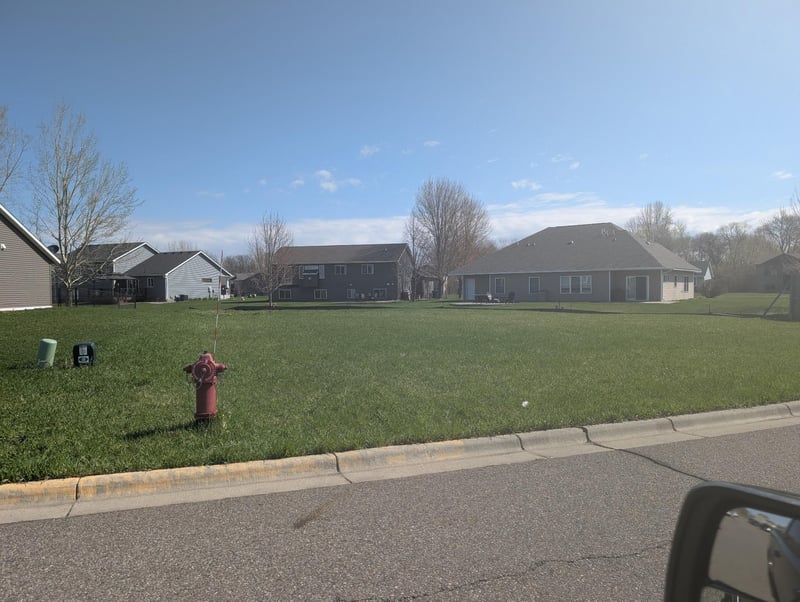 2115 4th St N, Sartell, MN 56377