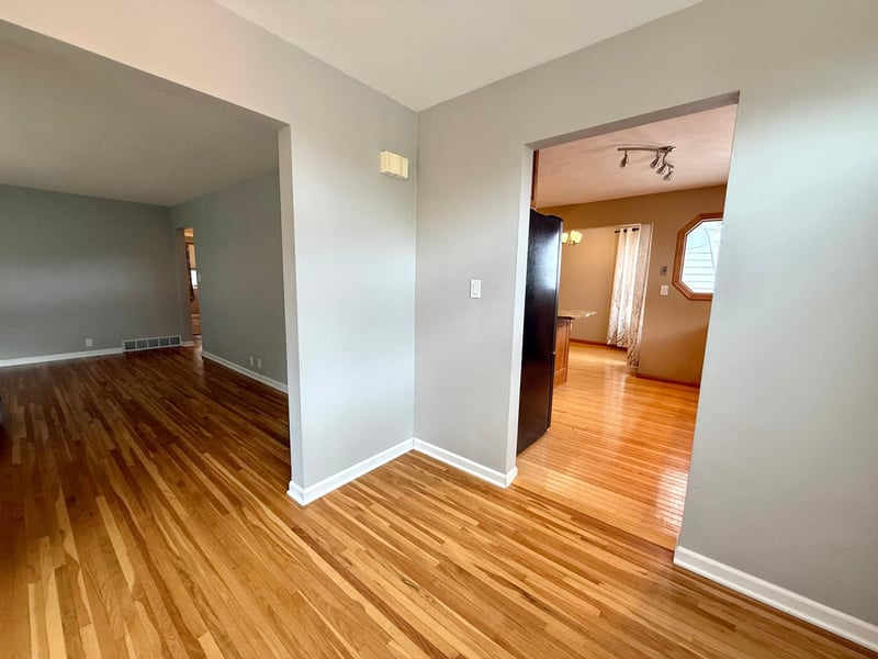 225 Sunrise Blvd, Redwood Falls, MN 56283