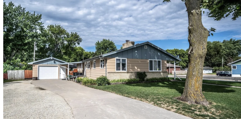 1000 8th St, Farmington, MN 55024