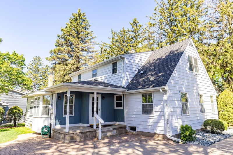 436 Bernard St E, West Saint Paul, MN 55118
