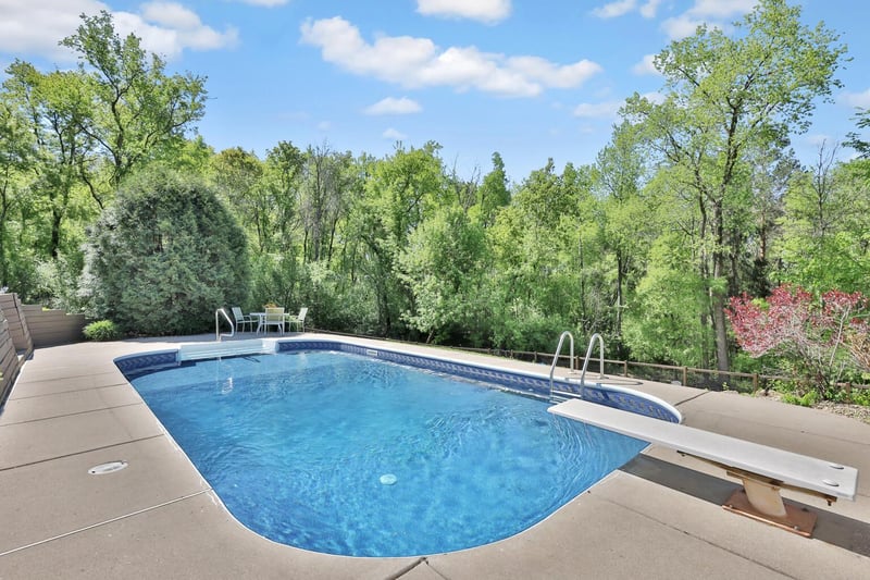 1260 Kolff Ct, Newport, MN 55055