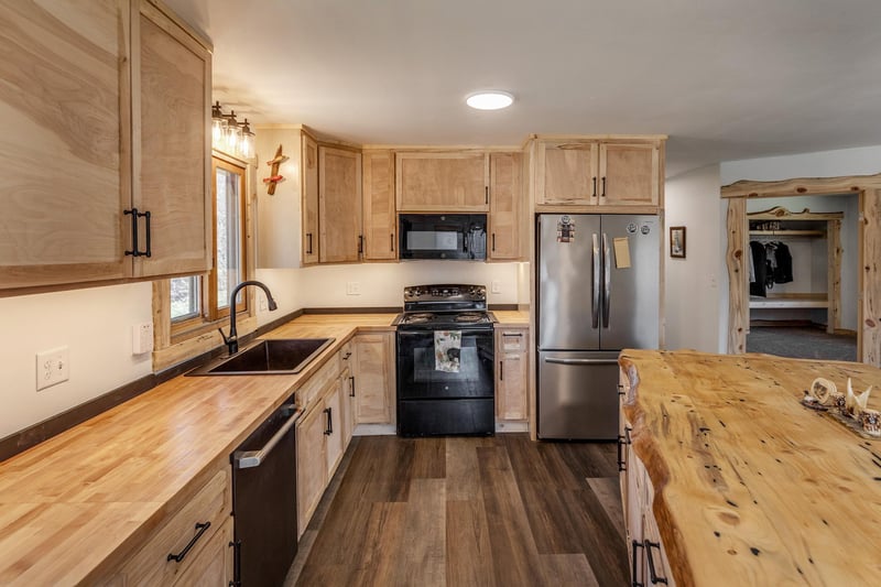 4300 72nd St NW, Walker, MN 56484