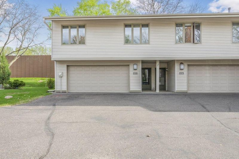 6332 Pheasant Ct, Edina, MN 55436