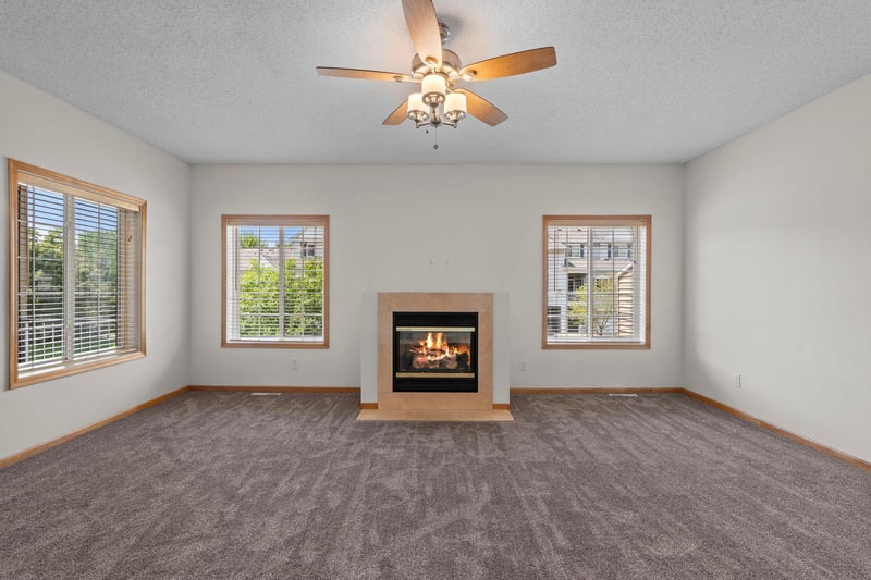 18241 Kerrville Trl #209, Lakeville, MN 55044