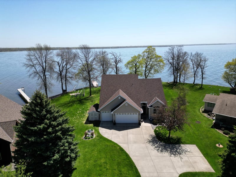 5579 Port Royal Rd, Isle, MN 56342