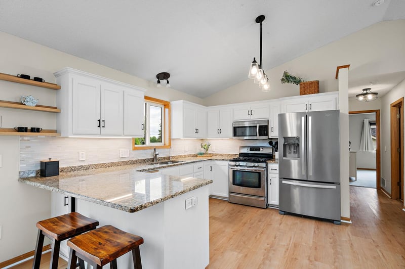 11144 14th St NE, Hanover, MN 55341