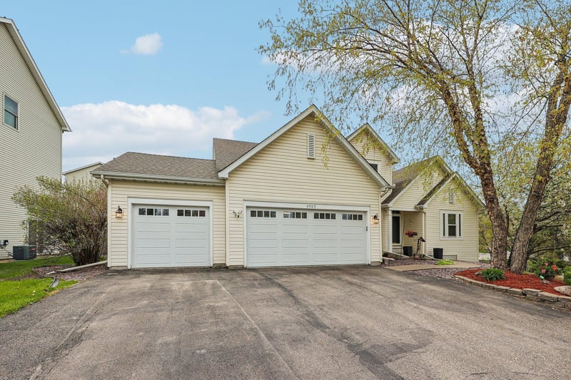 4909 Rusten Rd, Eagan, MN 55122