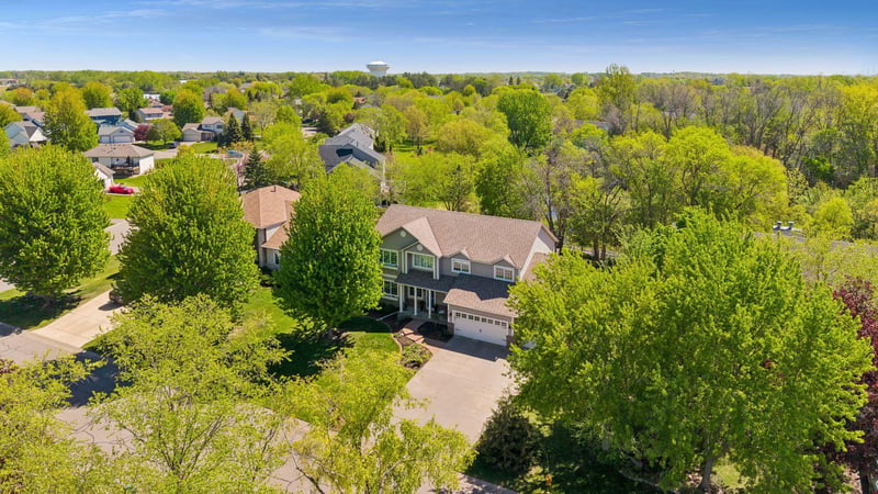 3790 Yellowstone Ln N, Plymouth, MN 55446