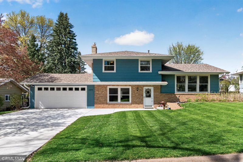 2479 Hillside Rd, White Bear Lake, MN 55110