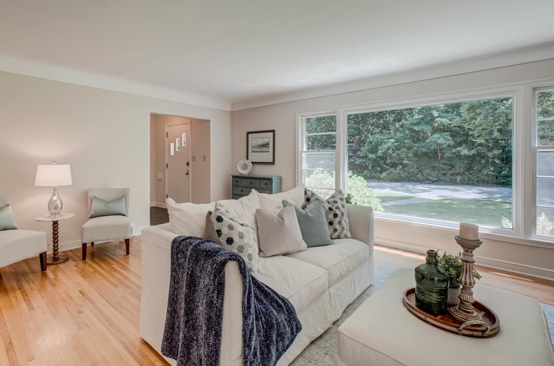 329 Stonebridge Blvd, Saint Paul, MN 55105