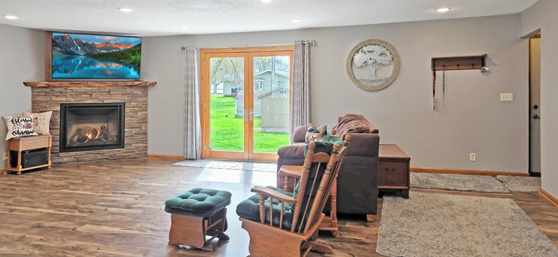 307 Marion St, Milroy, MN 56263