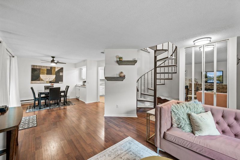 2220 Ridge Dr #16, Saint Louis Park, MN 55416